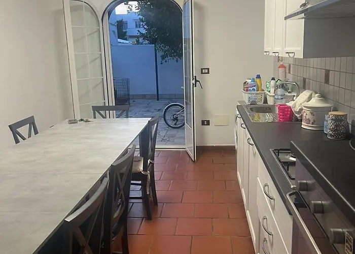 Rosy Torre Santa Sabina